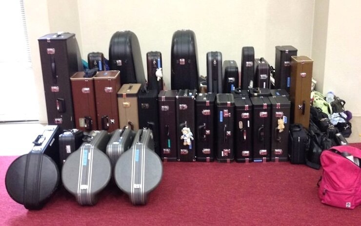 楽器ケースや荷物はなるべくコンパクトに