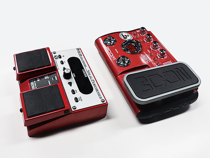 最新アルバムでも使用しているという機材一式はボディがメタル製で重量もある